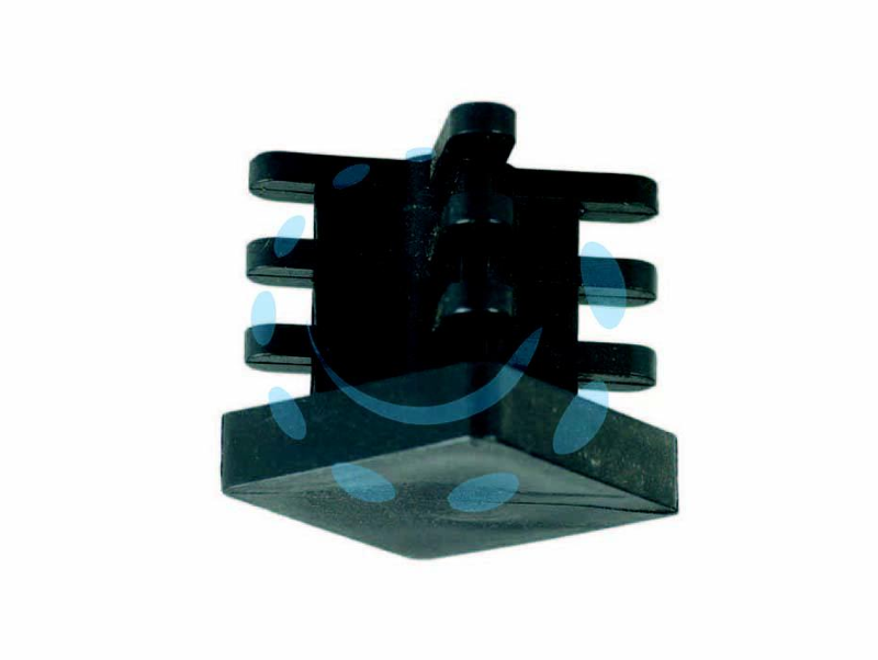 GOMMINO PLASTICA ALETTATO QUADRATO NERO MM.40X40