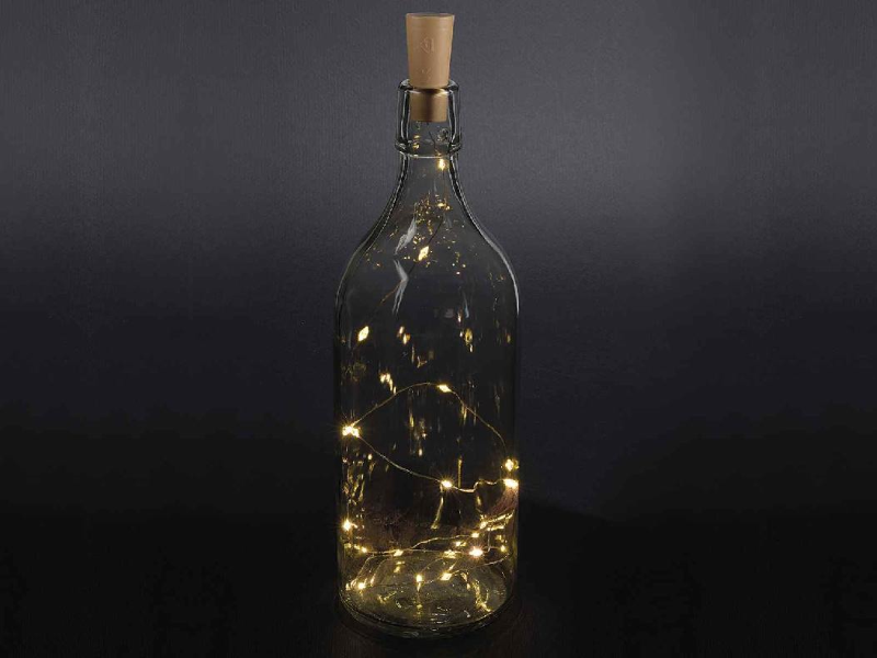 MICROLUCI 20 LED CON TAPPO BOTTIGLIA BIANCO FREDDO - FUNZIONA CON 3 BATTERIE LR44