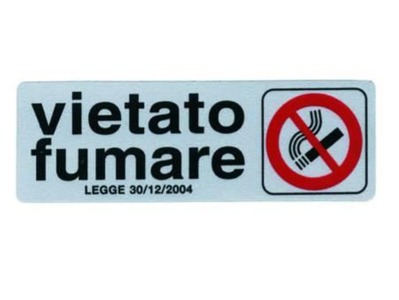 TARGHETTA ADESIVA "VIETATO FUMARE"- cm.15x5h.