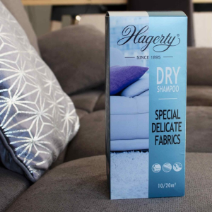 PULITORE IN POLVERE DRY SHAMPOO PER TESSUTI, TAPPETI,  MOQUETTE, TAPPEZZERIA HAGERTY - gr.500